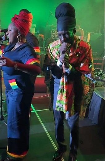 Reggae music Artist Sizzla Kalonji performs live on stage, #sizzla #sizzlakalonji #liveonstage