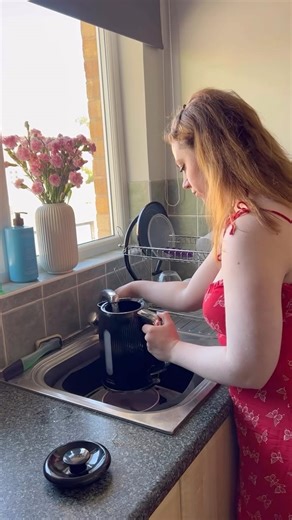 Kettle descale 💙 using Oust descaler from ✨ @homebargains ✨ - Living in a hard water area, my cups of tea always taste so much better after doing this 😂 have you done yours lately? - ➡️ follow @littlemisshomelife for more content like this ⬅️ - #descale #kettledescale #oust #oustdescaler #homebargains #cleaning #cleaningproducts #cleaningmyhome #clean #cleanandtidyhome #homelife #homedecor #homesweethome #homedesign #cleaningvideos #reels #reel #reelitfeelit #reelsinstagram #cleaninginspiratio