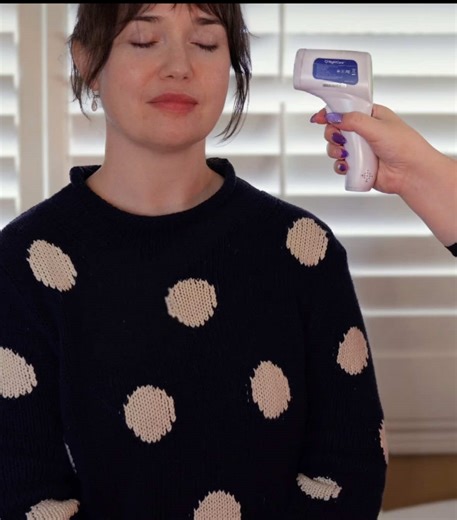 👂🏼Listen closely! Do you hear it on the left or right side? #asmr #asmrsounds #hearingtest #asmrtiktoks #tiktokviral