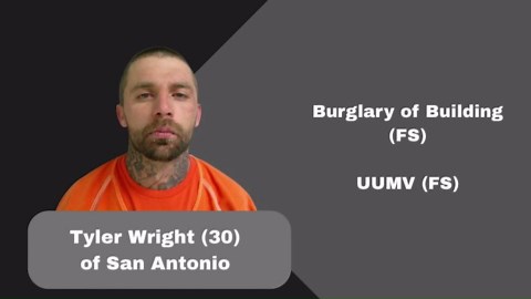 Man faces burglary charges after allegedly driving car into Texas store and stealing merchandise