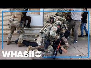 ICE agents and residents clash in Chicago neighborhoods