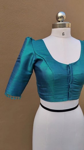 Designer blouses | Designer sarees on Instagram: "Simple designer blouse patterns .. Follows us for more inspirations Credits @_muhurtham_ Blouse ideas Blouse design ideas Work blouses Maggam blouses Blouse styles"