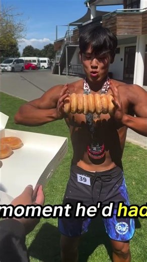 Bodybuilder’s FIRST Cheat Meal After 1 Year 😭🔥#shorts