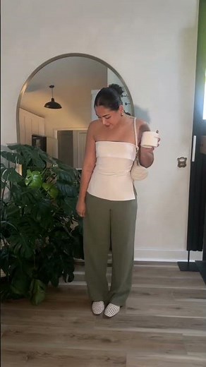 My all time fav top from aritzia is the element tube top! #outfitinspo #aritzia #outfitideas