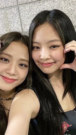 ‪@Lps_Blueberry_TV‬BİZE EDİT GÜZELİM#keşfetbeniöneçıkar #ytdayibenionecikarnolur #kpop #blackpink