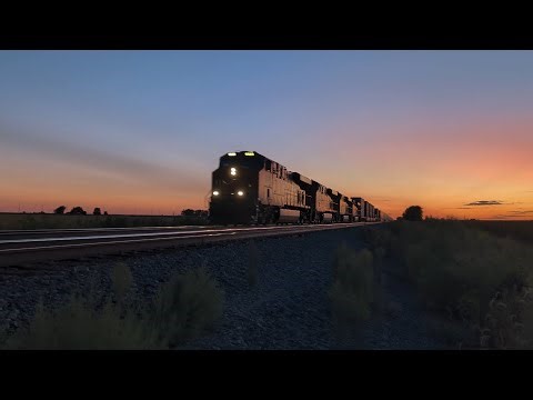 Golden Hour Z-Train at Full Throttle!!