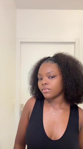 Vidéos de Oumou (@uumouu0) avec PVI - Tayc