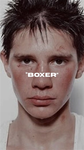 IGOR on Instagram: "« Boxer » (2000-2003) par Nicolai Howalt #photographie #photo"