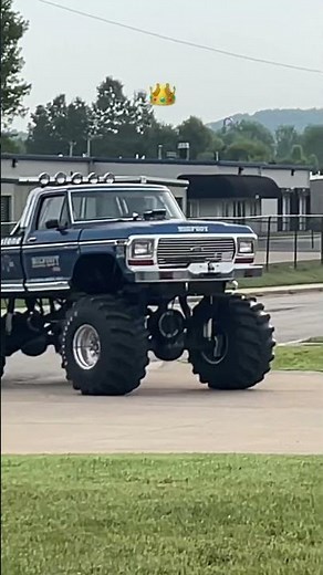 👑 #bigfoot4x4 #bigfootmonstertruck #monstertruck