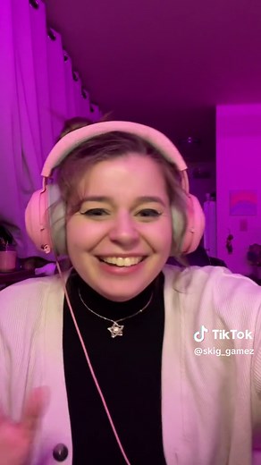 Pink Joy Cons Review: Unboxing and Color Discrepancy