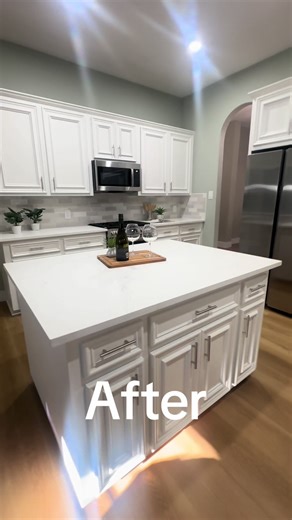 Is your kitchen ready for the holidays? Let us help you!! We painted cabinets, replaced backsplash, countertops, and floors on this kitchen 🧑‍🍳🎄🎊#infinityrenovations360 #yourVisionOurMission #fyp #HappyHomeHappyHeart #home #houseoftiktok #countertops #luxuryvinylfloor #kitchenremodel #backslplash