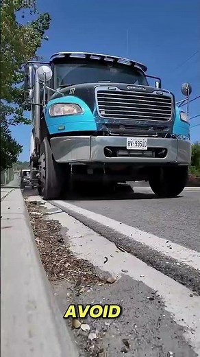 China’s Smart Road Cleaning Robots Are Insane 🤖🇨🇳 | Future Cities