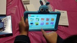 Watch Tablet demo by Felipe on Amazon Live