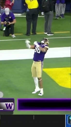 FOUR touchdown passes for Demond 🥵