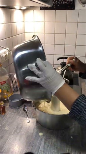 My marble chiffon cake,hope this is successful.😋😘