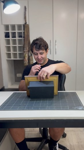 Criando mundos com as mãos 🙌🏼 🌎🍀 . . Para comprar nossos produtos acesse o link na bio👇@criandominimundos . #arte#artesanato #miniaturas #diorama #modelmaker #art#minimundo | Criando Mini Mundos