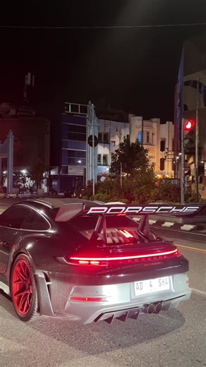 Chasing German Cars: Porsche GT3RS and GT4RS