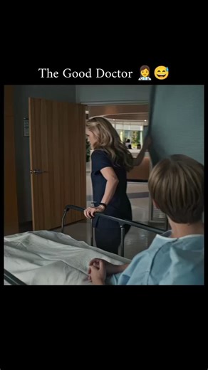 ꧁༒༺SA҉G҉A҉R҉༻༒꧂. ▄︻┻═┳一 on Instagram: "Comprehensive Safety Training Session ​This is the longest clip and appears to be a full Safety Induction or Training session. ​It includes several practical demonstrations, including the use of different types of extinguishers (CO2, Powder, etc.). ​A trainer is seen explaining the procedures to workers, emphasizing the importance of PPE (Personal Protective Equipment) and the correct sequence of actions during an emergency."