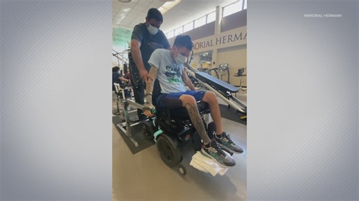 Man chasing rap career in Houston after car crash left him paralyzed