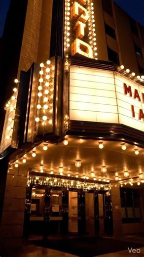 Movie Lights | 1950s Instrumental Cinema Mood