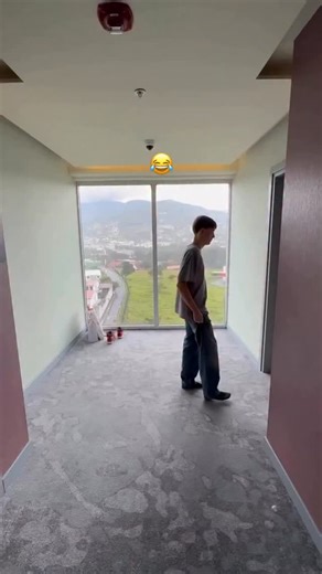 Gio2Comedy on Instagram: "I know that hurted😭🤦#explore #trending #reels"