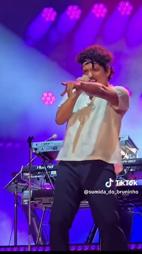 Bruno Mars Finesse Dance Break Performance