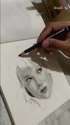 Hyper-Realistic Sketching: Charcoal Portrait of Taylor Swift || WooGlobe