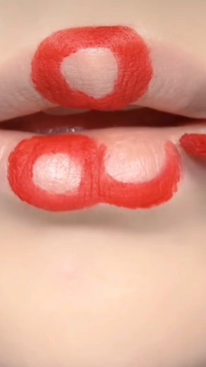 31 reactions | Viral korean lipstick Hack  #koreanhack #hacks #fyp | GazalaFarheen | Facebook