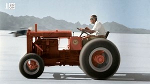 353K views · 3.2K reactions | Traktory původně vůbec nepoužívaly pneumatiky, ale pan Firestone se to rozhodl změnit. Jeho reklamní akce na solném jezeře všem vyrazila dech → bit.ly/nejrychlejší_traktor_světa Dokumentární sérii Amerika v barvě sledujte každé úterý večer na Prima ZOOM | Prima ZOOM | Facebook