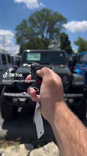 Jeep Wrangler ASMR Engine Sounds Compilation