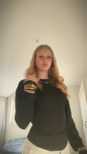 Uncovering the Signs of Love: No Ring, No Problem