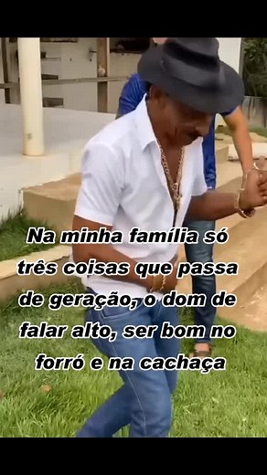 Habilidades de Família: Falar Alto, Forró e Cachaça