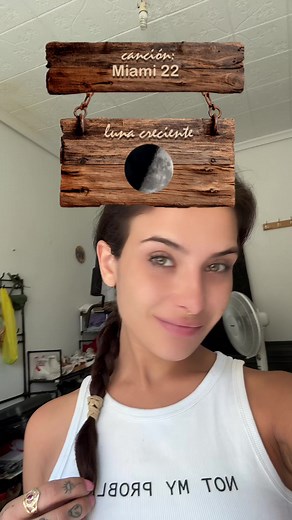 Videos de MARIA WARS (@mariawarsx) con “NOSTALGIA - SAIKO”