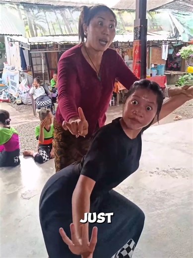 These Kids Bend Their Bodies Like Rubber Bali Leong Dancers | dance
