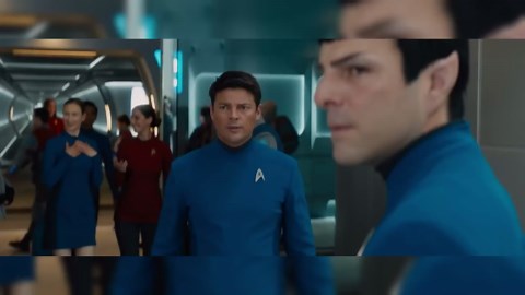 Star Trek: Funniest bloopers with Chris Pine & Benedict Cumberbatch