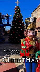 Operation Christmas is underway 🎄 🎄 Peep some of our favorite partners at Citizens Bank gearing up for our Tree Lighting Ceremony NEXT Saturday 💛 | Main Street Batesville - Arkansas