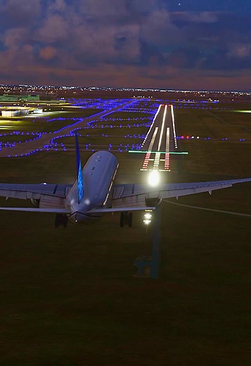 Boeing 777-300ER Landing in Denver at Night