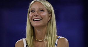 Gwyneth Paltrow's naked body is painted gold in 50th birthday photoshoot: 'I feel so good' - AOL