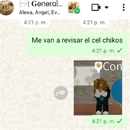 Únete al equipo: revisando el celular en el anime