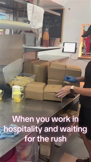 Handling the Rush in Hospitality: A Customer Service Guide