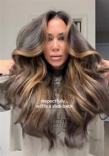 Achieve the Perfect Bouncy Blowout Hair Style