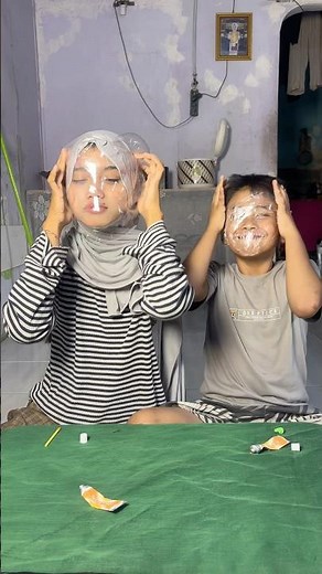 deflate the balloon completely on the face