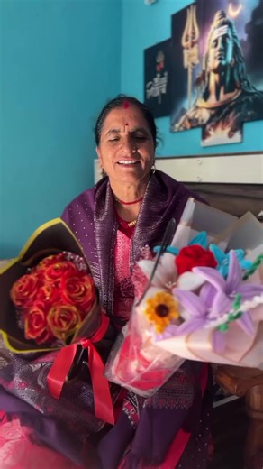 Fuzzy Wire Bouquet: Unique Floral Arrangements Online