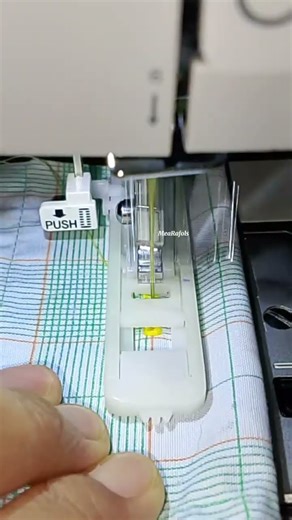 buttonhole..#sewing #buttonhole #singer4423