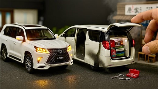 118 Scale Diecast Models of Lexus Brand Cars