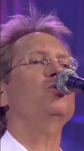 America with "Sister Golden Hair" from Soundstage