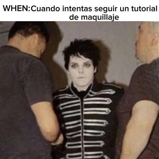perdón por no subir video ayer, no tenía ideas ☹️ #MomazosGerardway #Gerardway #fpy #viral #siganme