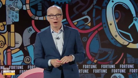 Fortune announces custom-trained LLM built on Fortune 1000 and Global 500 data with Accenture