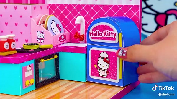 Hello Kitty Pink Rainbow Miniature House DIY
