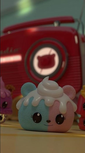 Candie Puffs is the dancing queen! 🍬 Num Noms #shorts